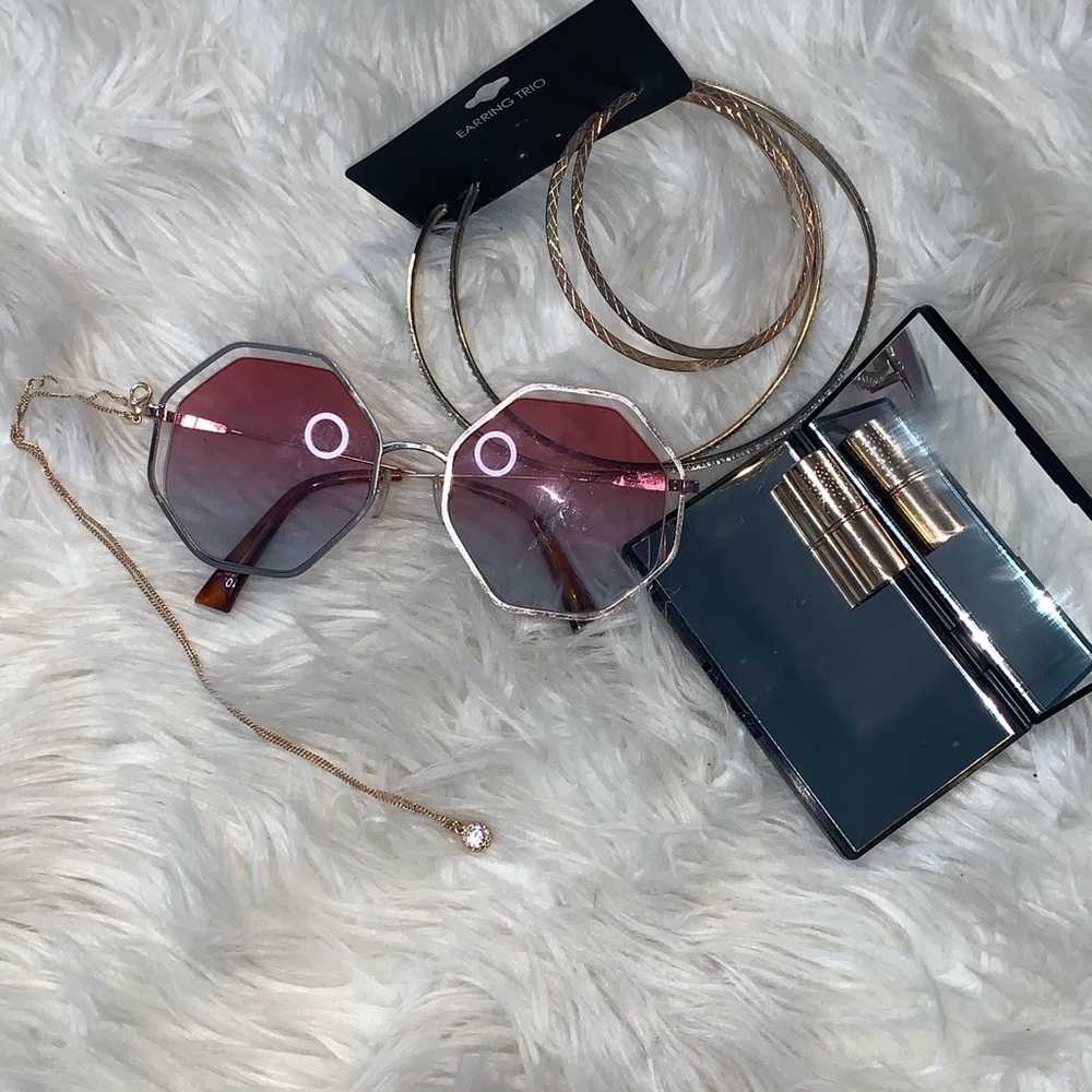 Accessories bundle - Picture 9 of 9